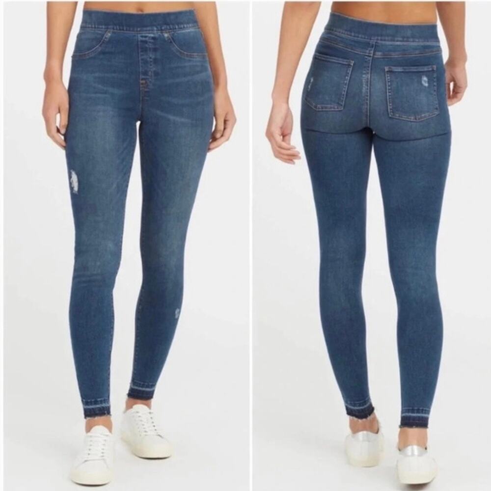 NWT‎ Spanx Distressed Denim Legging Medium Wash Women’s Size Medium